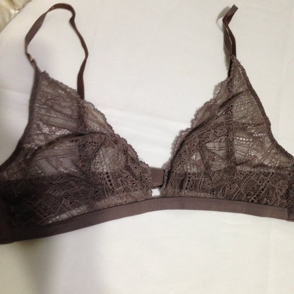 5/$20| ***** Calvin Klein Very Soft Thin Lace Triangle Stretchy Bra, L